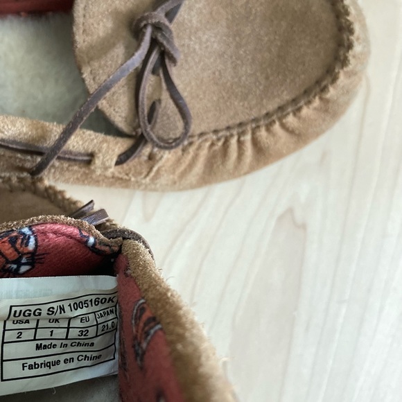 Kids UGG. Size US 2 unisex - Picture 8 of 9